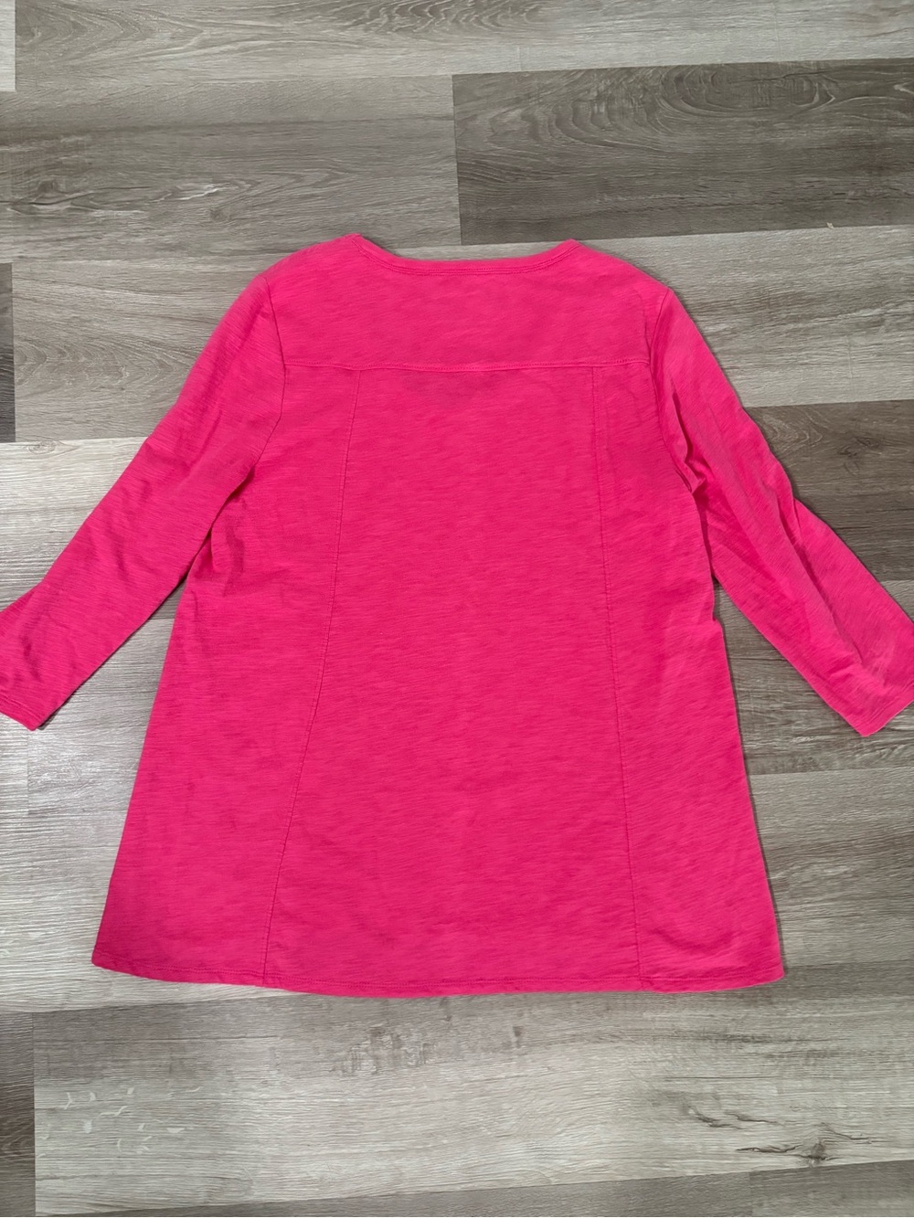 Chicos “The Ultimate Tee”  Pink V-Neck 3/4 Sleeve Women's Top - Picture 5 of 7